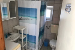 Tisno-apartments-felix-bathroom-2