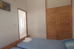 Tisno-Felix-apartment-A8_bedroom-wardrobe